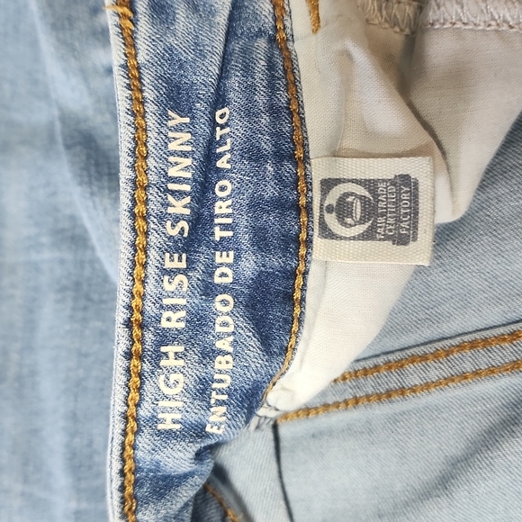 Woman's Universal Thread Jeans Size 00/24R - Picture 5 of 5